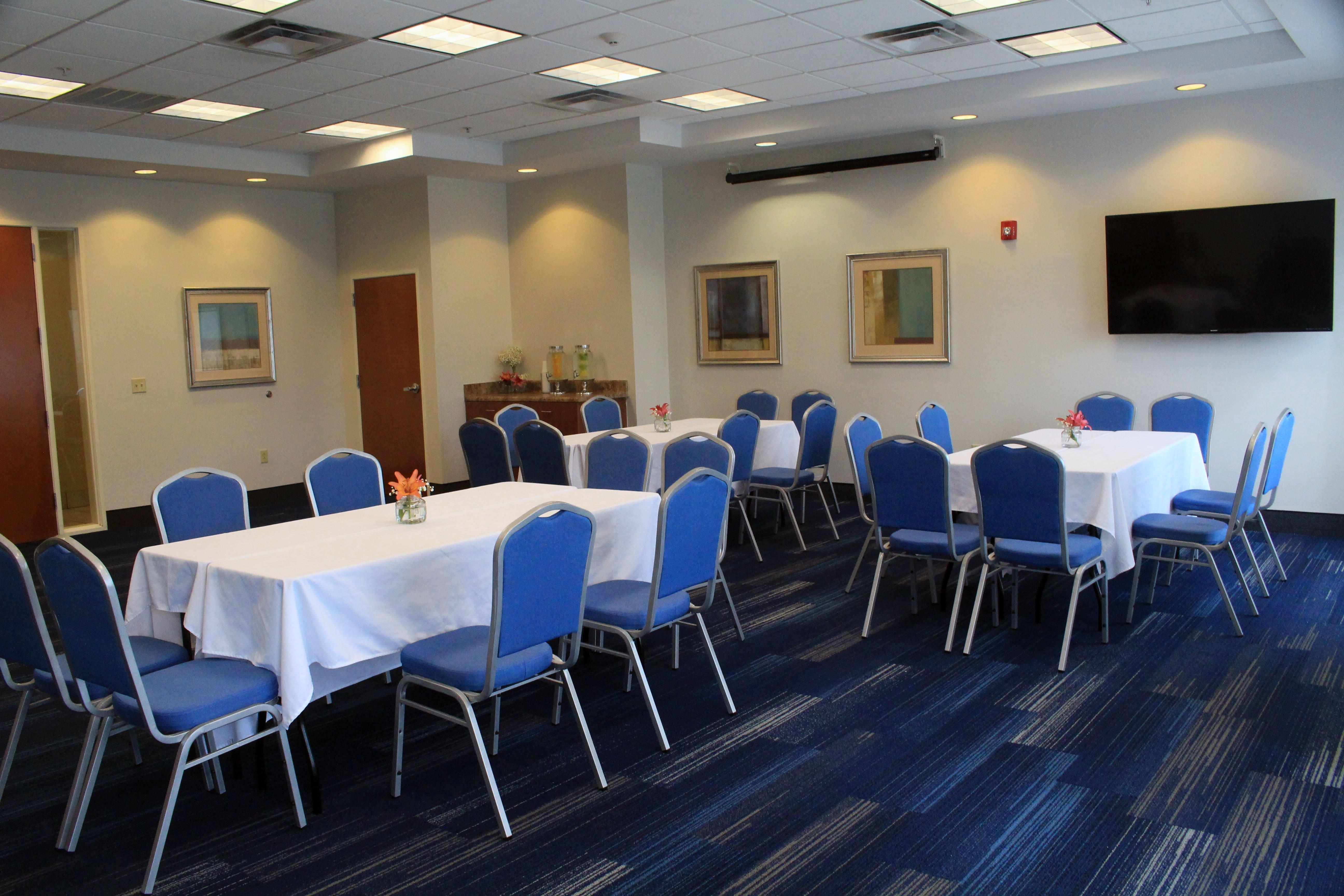 Holiday Inn Express Leland - Wilmington Area By Ihg Bagian luar foto