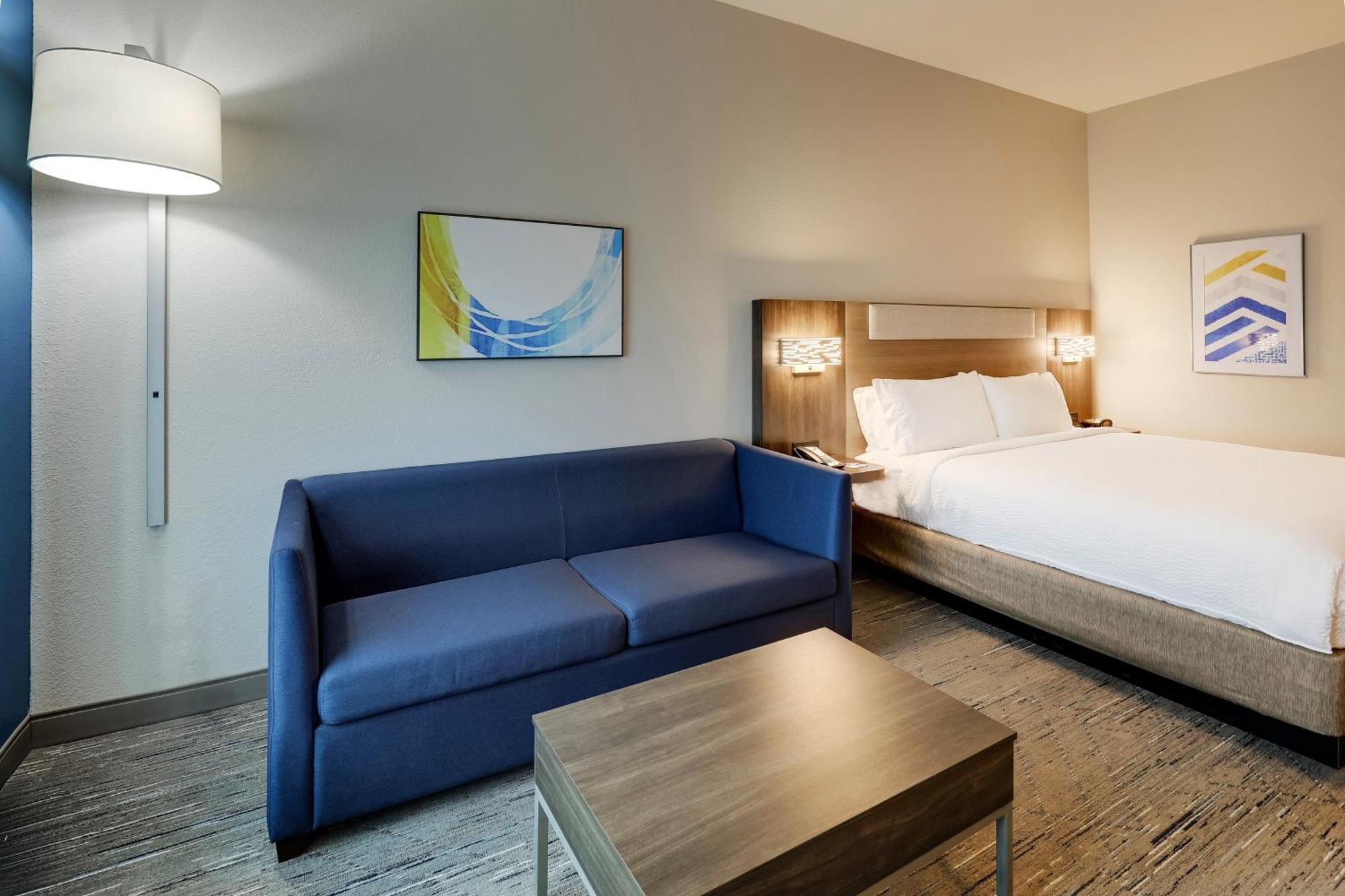 Holiday Inn Express Leland - Wilmington Area By Ihg Bagian luar foto
