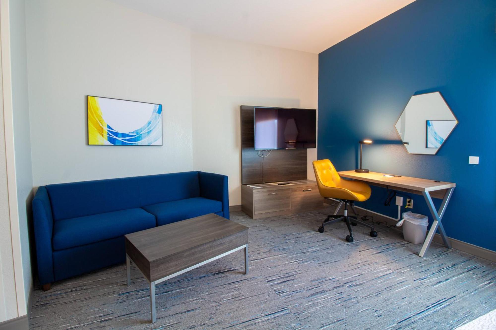 Holiday Inn Express Leland - Wilmington Area By Ihg Bagian luar foto