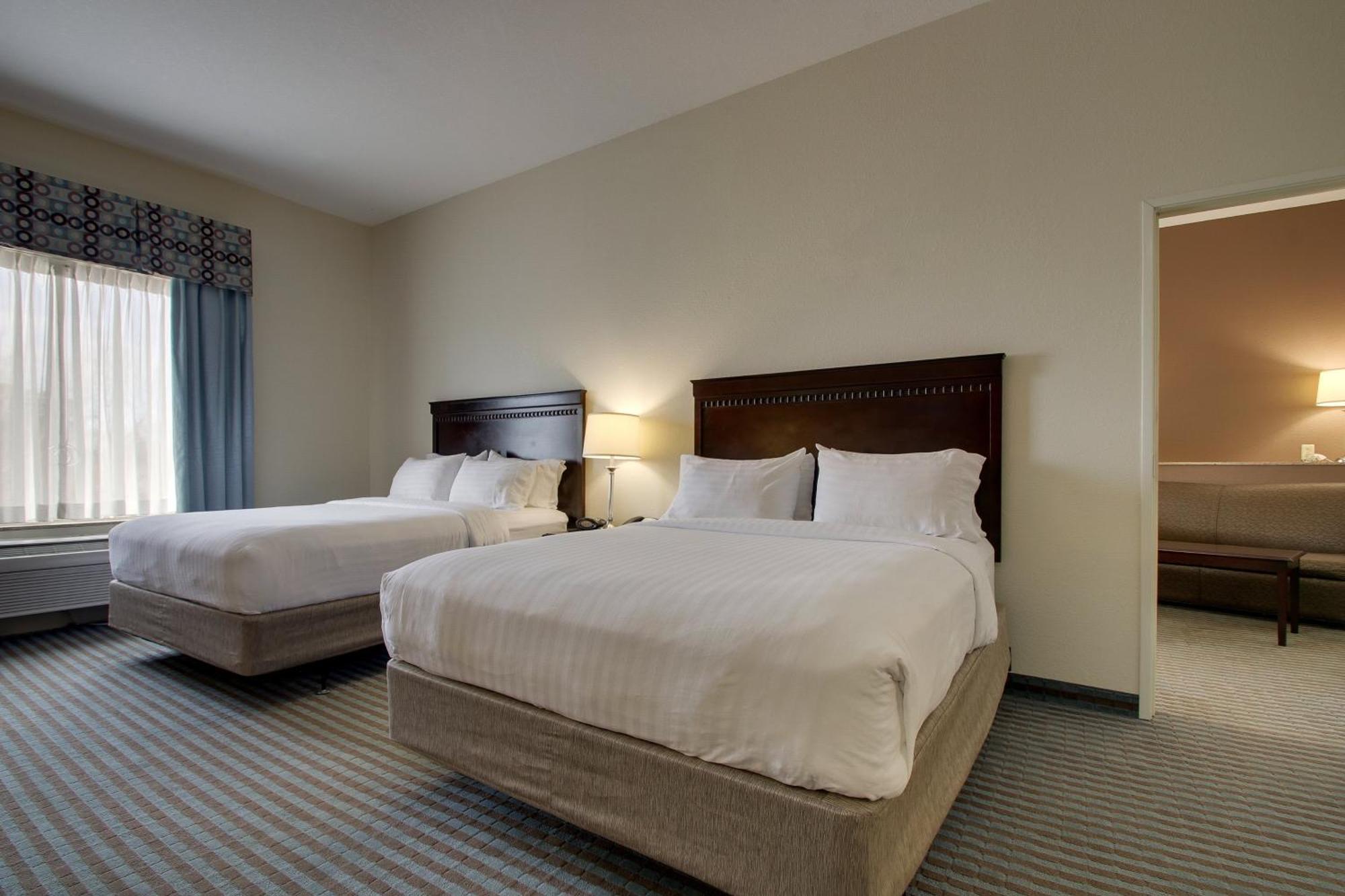 Holiday Inn Express Leland - Wilmington Area By Ihg Bagian luar foto