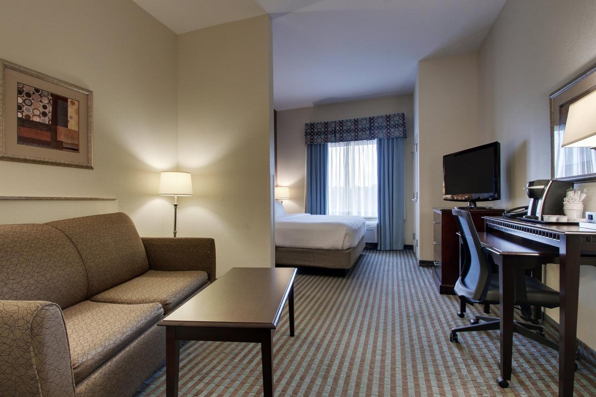 Holiday Inn Express Leland - Wilmington Area By Ihg Bagian luar foto